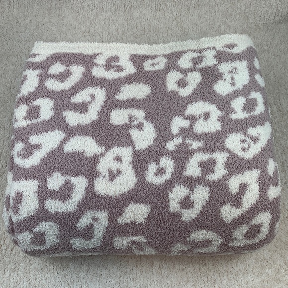 Barefoot Dreams In the Wild Throw Blanket Faded Rose/Cream - Picture 2 of 5